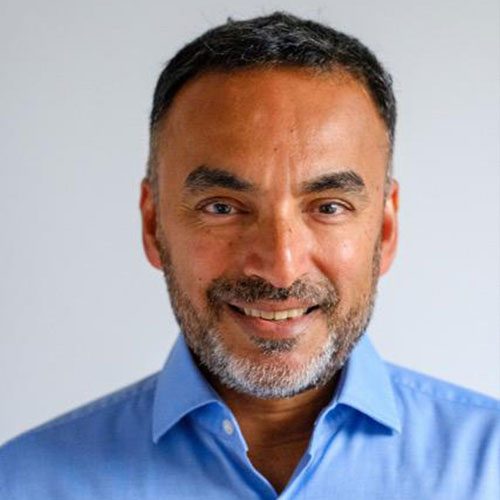 Anoob-Pakkar